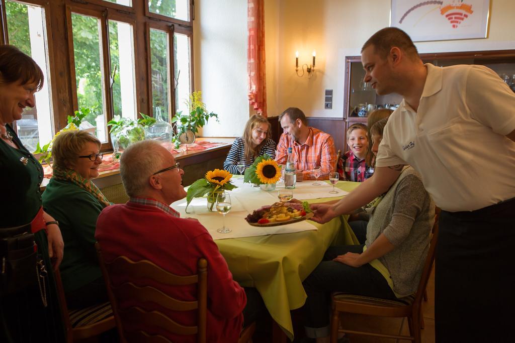 Hotel Leyscher Hof Leutesdorf المظهر الخارجي الصورة